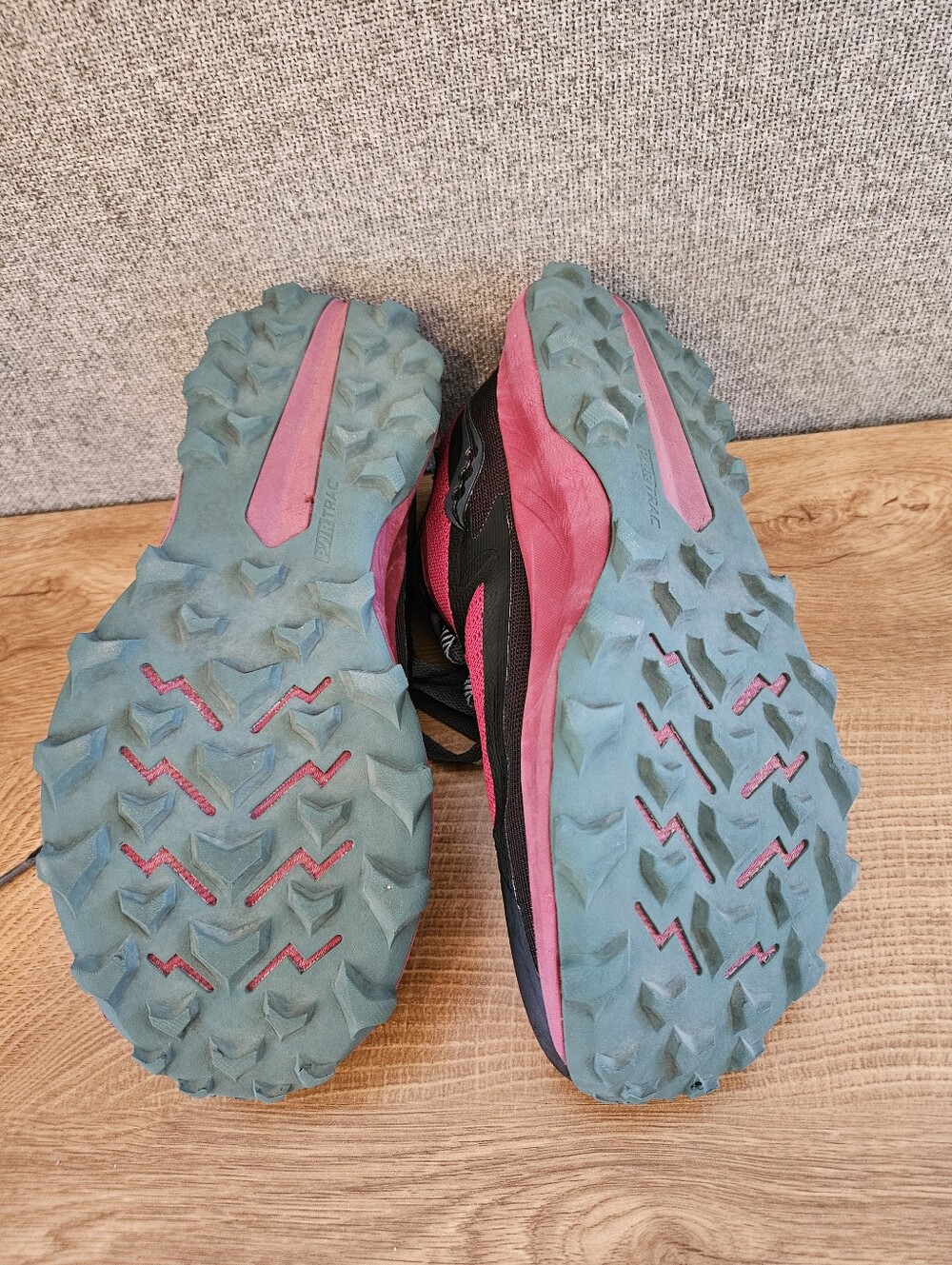 Saucony Women's Peregrine 13 Trail Running Shoes Size 9 - Picture 11 of 12